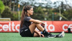 natsumy millones futbol chile 01