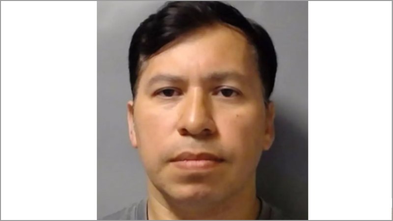El exprofesor adjunto del City College Jorge Alberto Ramos fue condenado por abusar de mujeres de El Salvador para violarlas en su apartamento del Bronx. Foto / Cortesía 
