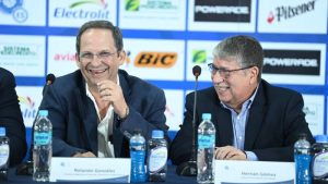 Hernan Dario Gomez Selecta Rolando González