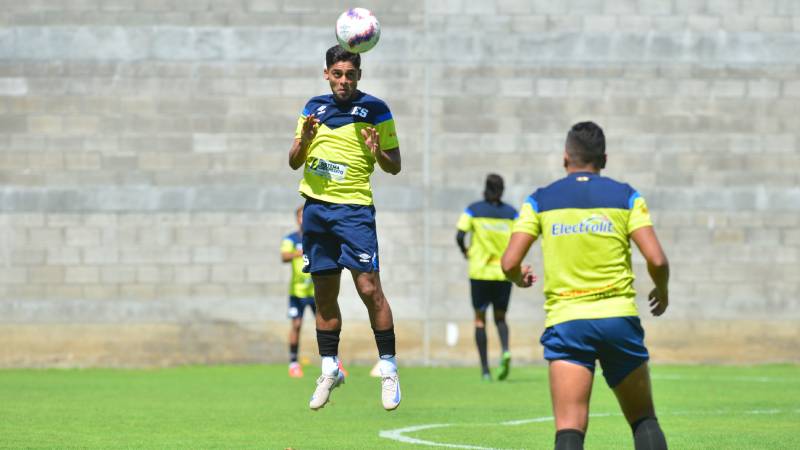 EDC primer entreno la selecta Hernán Bolillo Gómez