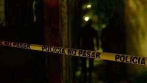 La Policía procesó la escena de homicidio.