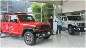 Jeep se une a Surf City