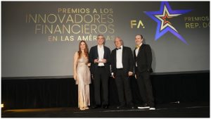 PREMIO INNOVADORES FINACIEROS BANCO CUSCATLAN