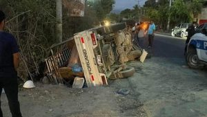 Los heridos fueron auxiliados por particulares y luego asistidos por Comandos de Salvamento. Foto: Cortesía