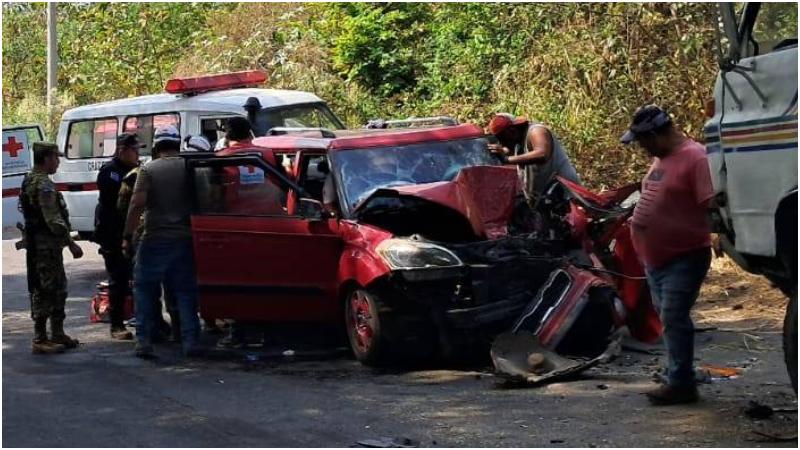 Así que el vehículo en que se conducía el hombre. Foto / Cortesía Cruz Roja