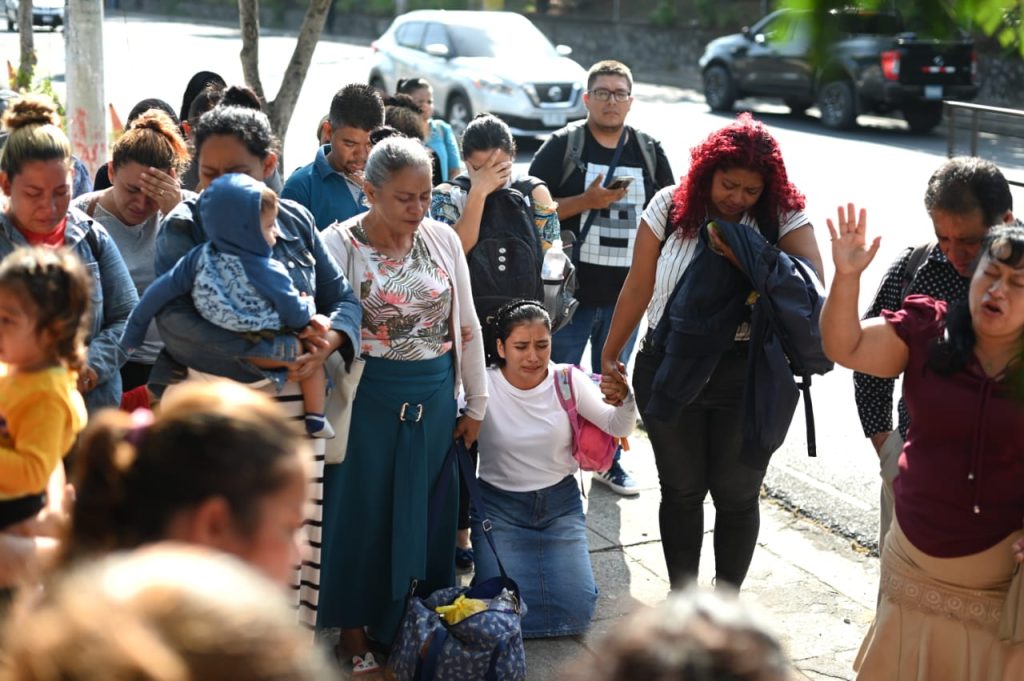 audiencia fidel zavala y comunidad floresta