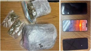 La marihuana fue incautada por las autoridades. Foto EDH / Cortesía.