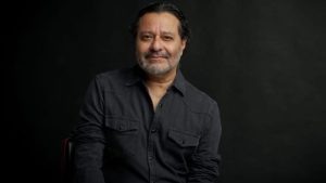 Óscar Serrano prepara el lanzamiento de su video musical 