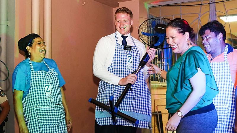 Mormón gana concurso comelón de pupusas en El Salvador
