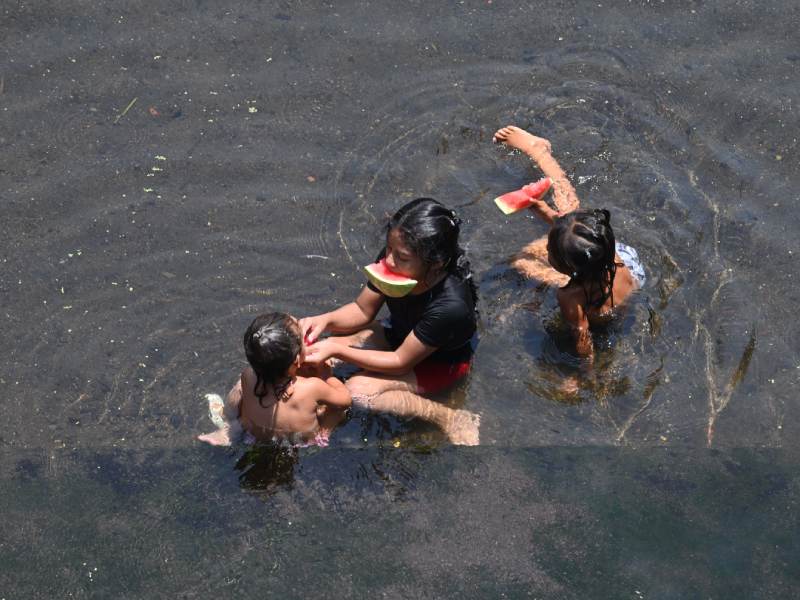¡Abajo de un puente! Conoce La Poza El Tigre un lugar para disfrutar estas vacaciones en Semana Santa