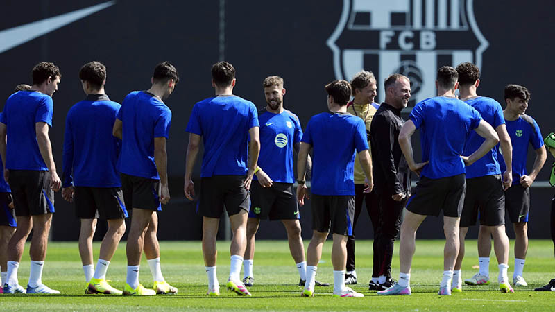 FC Barcelona Entreno Champions League