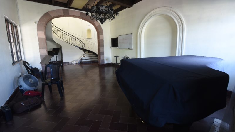 Casa Rosada de la colonia Flor Blanca, sede de la OSJ de la Asociación Pro Arte de El Salvador