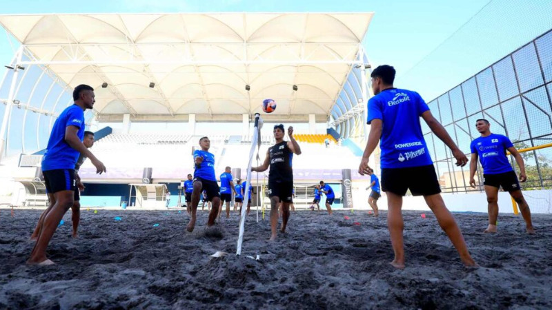 La Playera, entrenamiento de cara al Mundial de Seychelles 2025. Foto:  Cortesía Fesfut/LaSelecta 