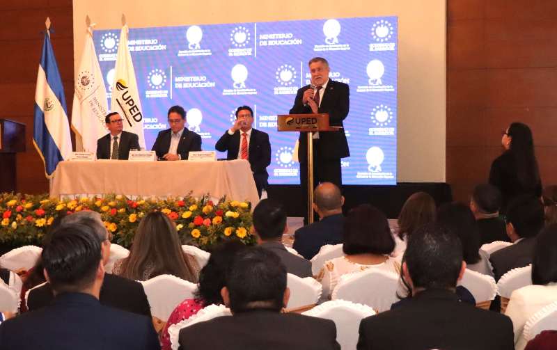 UNIVERSIDAD PEDAGOGICA