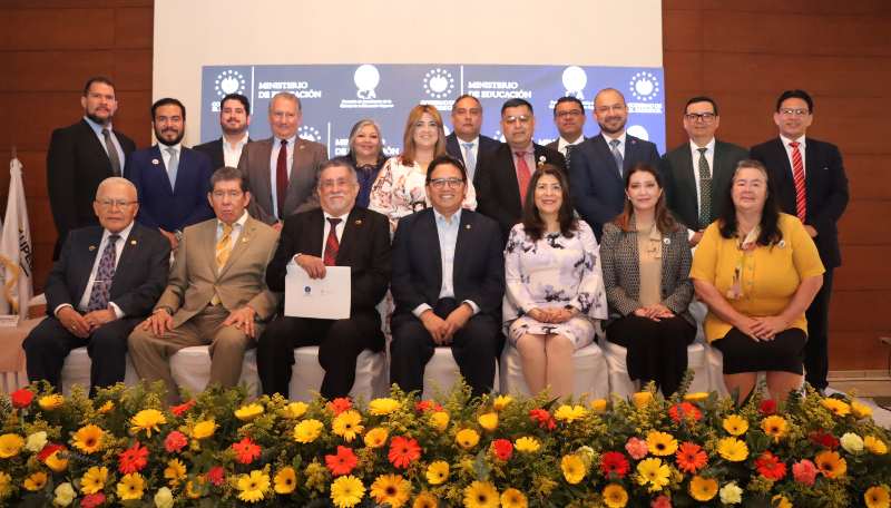 UNIVERSIDAD PEDAGOGICA