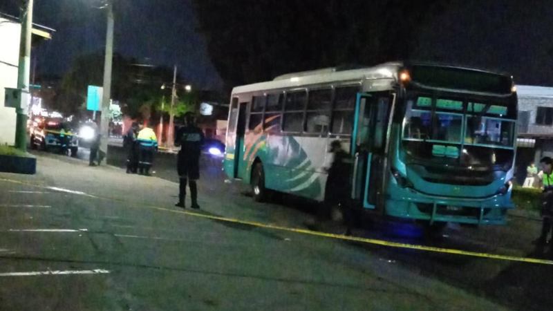 El sector fue acordonado con cinta amarilla. Foto EDH / Cortesía.