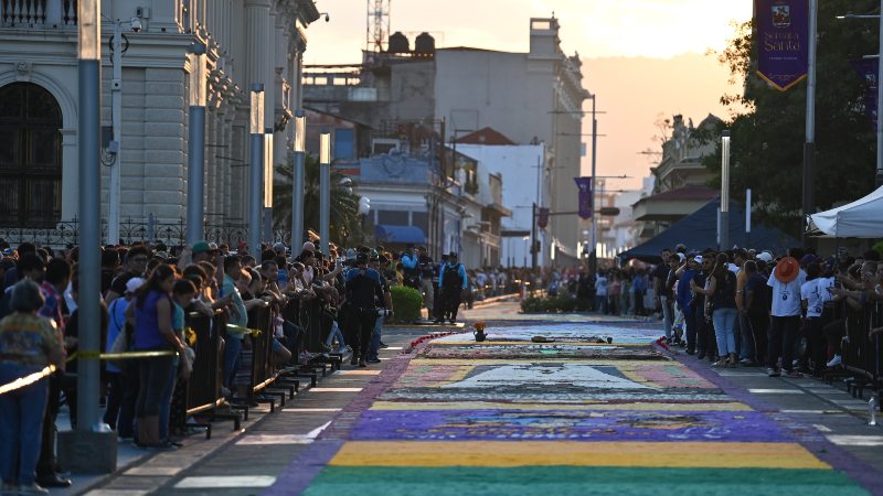 Alfombra Semana Santa Centro Histórico San Salvador