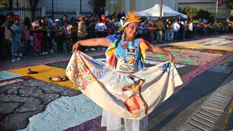 Alfombra Semana Santa Centro Histórico San Salvador