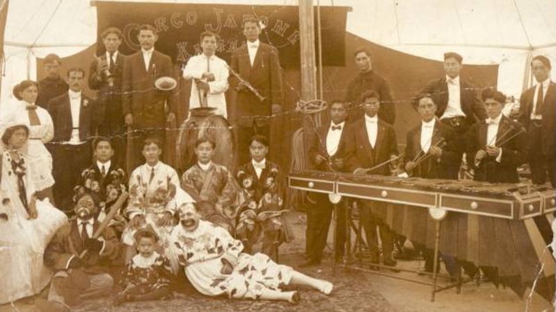 La banda musical del Circo Japonés, fundada como cuarteto en Puerto Rico (1911), llegó a tener marimba.