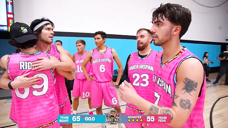 Fernanfloo partido de baloncesto contra MrBeast