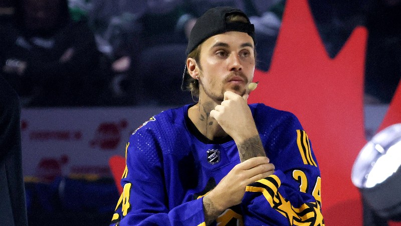 El acoso de Justin Bieber ha abierto nuevamente el debate sobre los límites de la fama y el respeto a la privacidad de las celebridades.  / 