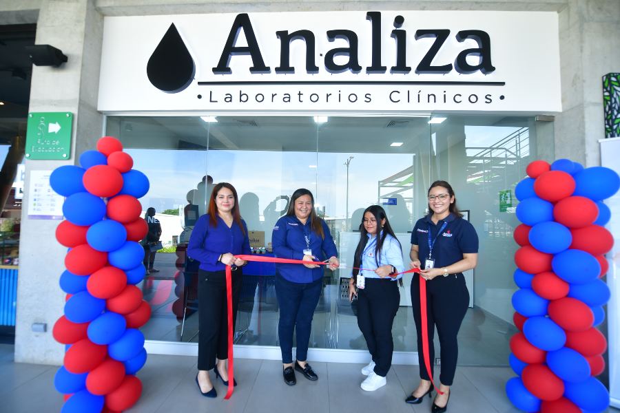 Inaguración Analiza