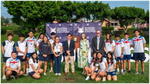 ACADEMIA BRITANICA CUSCATELA