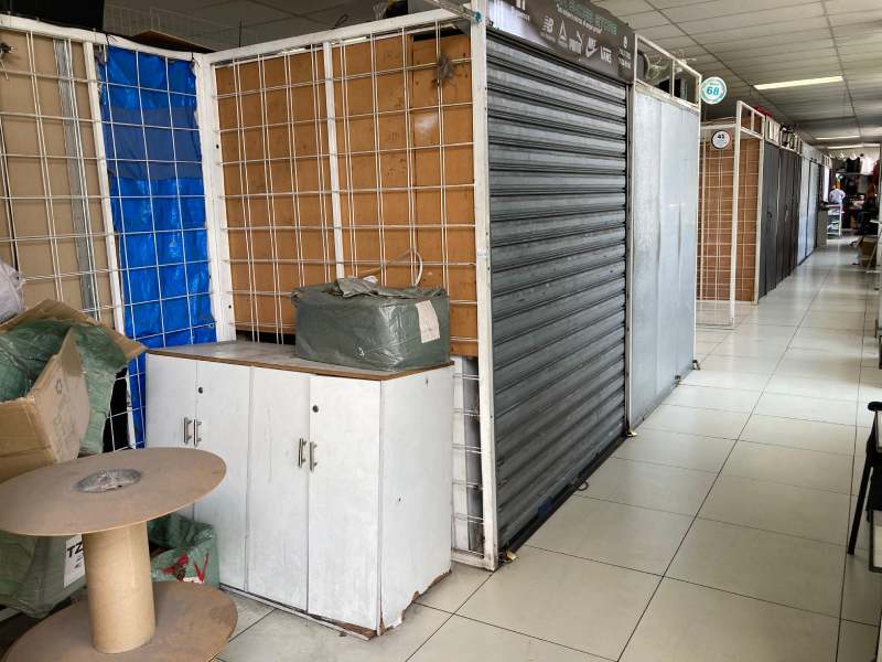 Estado del Mercado Cuscatlán que luce con deterioro