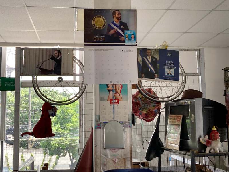 Estado del Mercado Cuscatlán que luce con deterioro