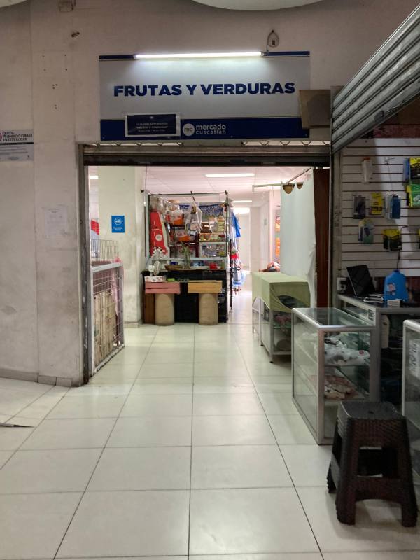 Estado del Mercado Cuscatlán que luce con deterioro