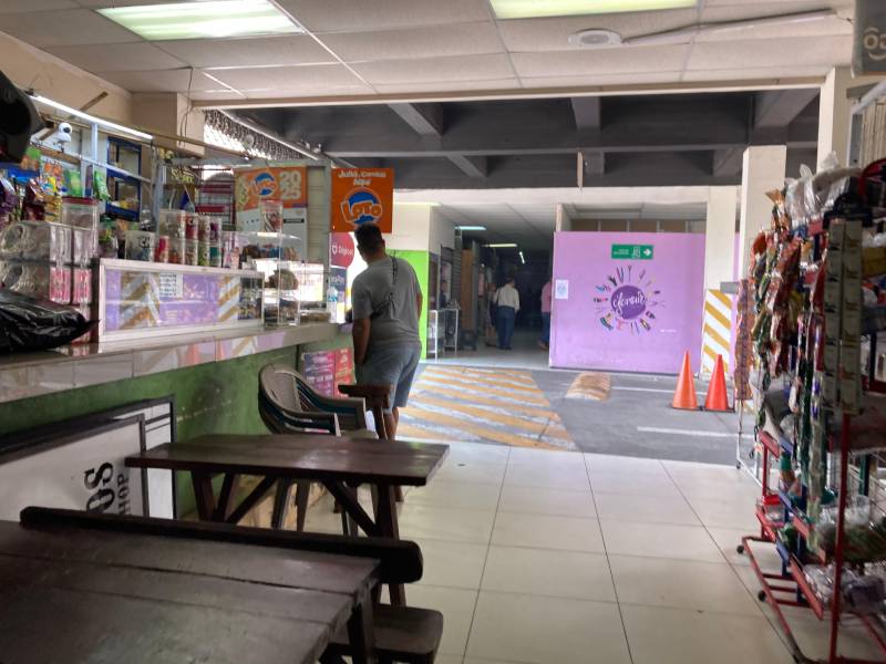 Estado del Mercado Cuscatlán que luce con deterioro