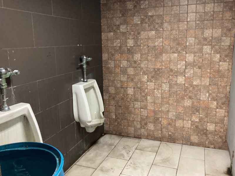 Estado del Mercado Cuscatlán que luce con deterioro