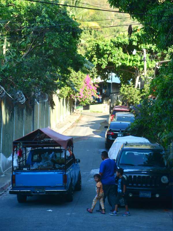 Habitantes de la colonia Malena 1 y 2 de San Marcos tienen 12 aos gestionando un proyecto de alcantarillado para su comunidad.