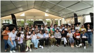 Excel Talleres capacitó a madres y clientes