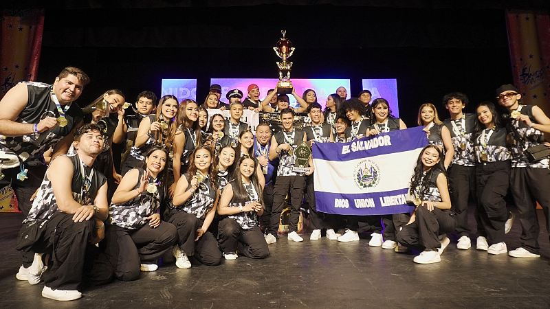 Factor X puso en alto el nombre de El Salvador, esta vez al ganar importantes premios en México. / 