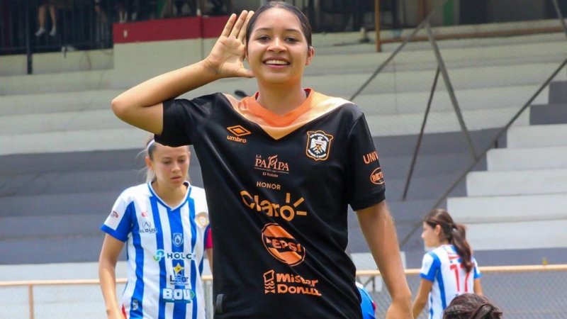 Hesly Avalos CD Aguila Clausura 2025