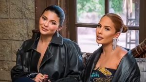 Kylie Jenner y su amiga salvadoreña Yris Palmer