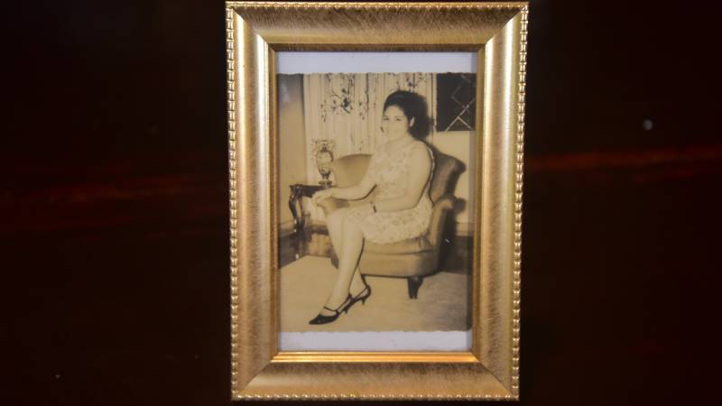 Debbie Buitrago caligrafía El Salvador