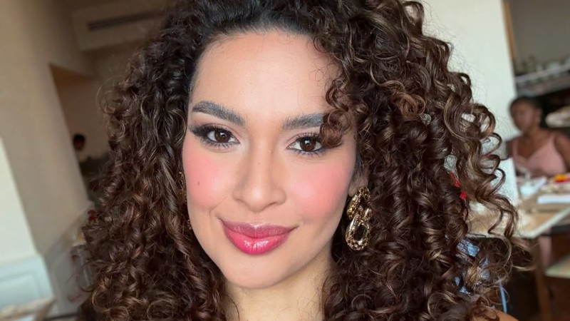 Sofía Estupinián, delegada de El Salvador en Miss Mundo 2025