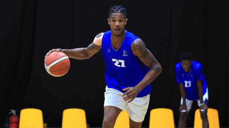 Montavious Charles Marc, jugador de baloncesto que está en trámite de ser salvadoreño por naturalización. Foto: Cortesía INDES