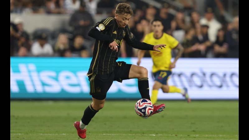 Nathan Ordaz LAFC America Mundial Clubes FIFA