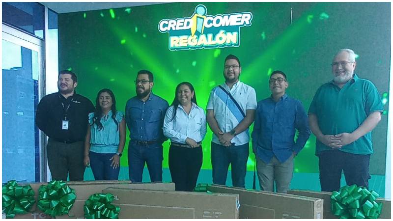 Unicomer premia a ganadores