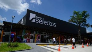 Súper Selectos inauguró su tienda número 117 y abrirá 5 más en 2025