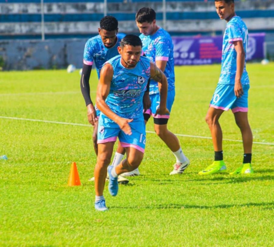 alianza fuerte san francisco futbol el salvador 02