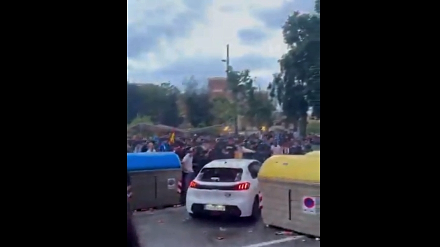 barcelona accidente transito fans espanyol 01