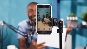 ESET, recomienda estar atentos al verificar URLs, y contar con software de seguridad que identifique y bloquee este tipo de amenazas.