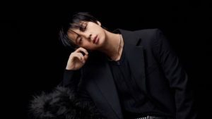 Jin está promocionando 