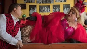 José Guerrero retomará su carismático rol como presentador del cabaret, interpretando la emblemática pieza 