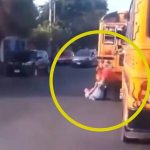 La pelea fue captada por otros automovilistas. Foto / Cortesía.