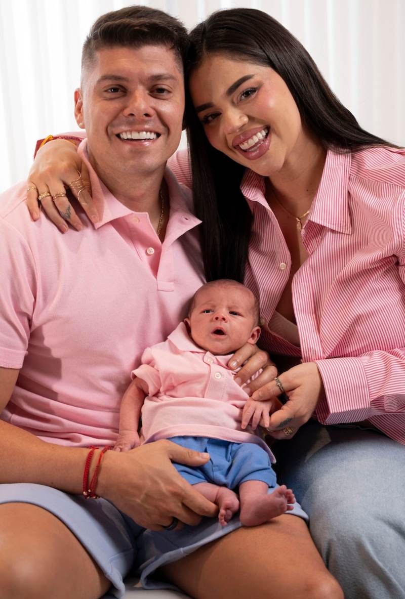 En abril de 2025, La Segura y su pareja, el chef uruguayo Ignacio Baladán, dieron la bienvenida a su primer hijo, Lucca. La pareja compartió la noticia a través de sus redes sociales, mostrando su felicidad y agradecimiento por esta nueva etapa en sus vidas.